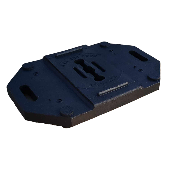 43 lb. Recycled Rubber Base for Step-N-Lock Vertical Panels. Does not include Step-N-Lock Vertical Panel. (#33043-VRB)